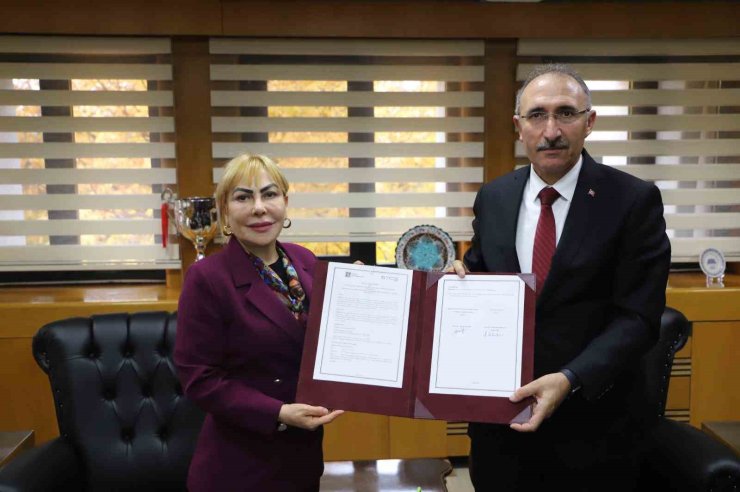 FÜ’nün ilk AR-GE Merkezi Prof. Dr. Açık’ın desteği ile tamamlanacak