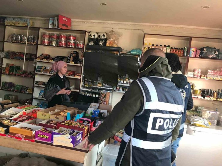 Kars’ta polis, okul çevrelerinde kuş uçurtmuyor