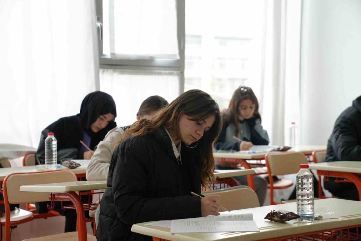 Elazığ’da ‘Gelecek Sensin’ Projesine tam destek