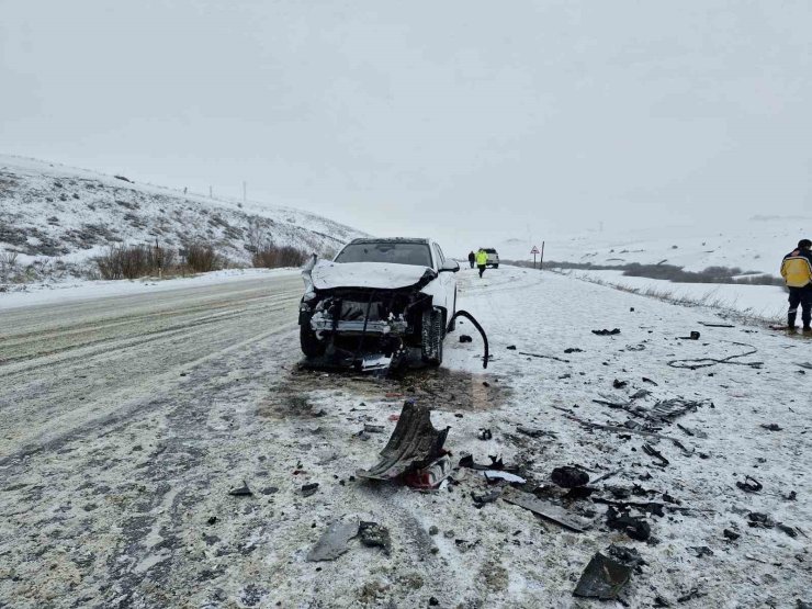 Erzurum’da trafik kazası: 2 ölü