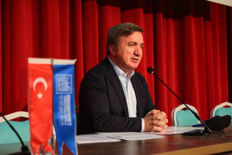 Vali Aydoğdu, MTO Erzincan Kış Kampı - Öğretmenler ve Eğitim Sorunları konulu programa katıldı