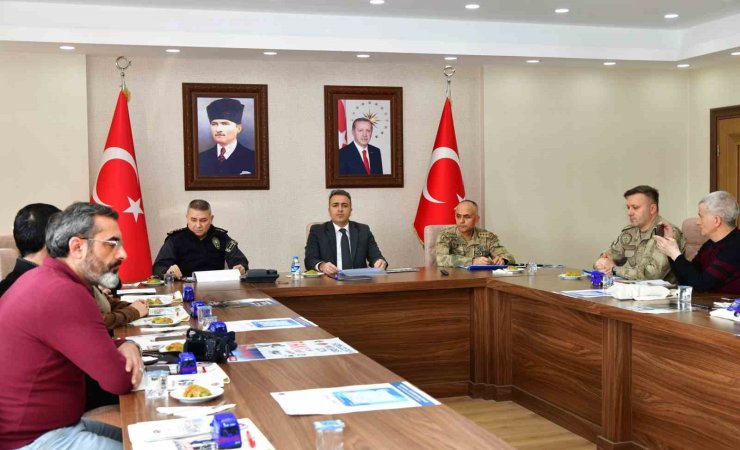 Ardahan’da "Kapı Kapı Jandarma projesi" ile hayvan hırsızlıklarını önleme çalışmaları sürüyor