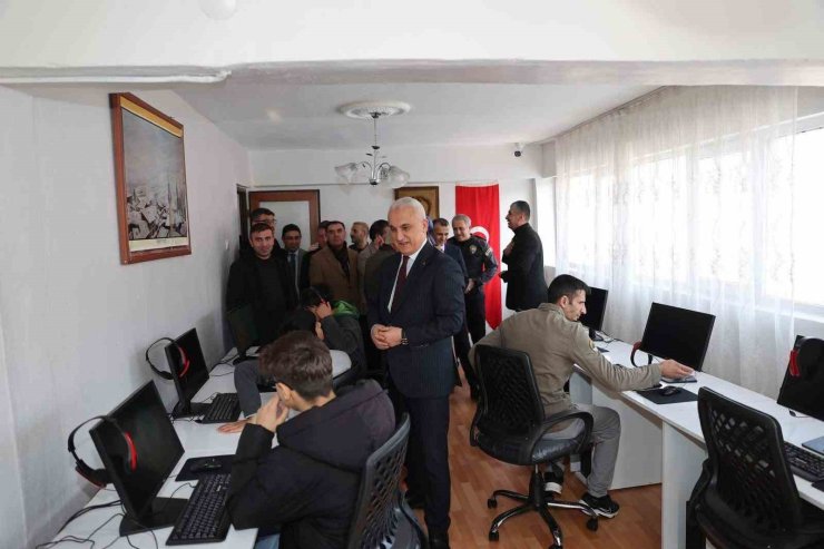 Muş Gençliği Uyuşturucu ile Mücadele Derneği umut olmaya devam ediyor