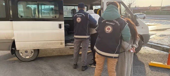 Erzincan’da 32 yabancı uyruklu şahıs yakalandı