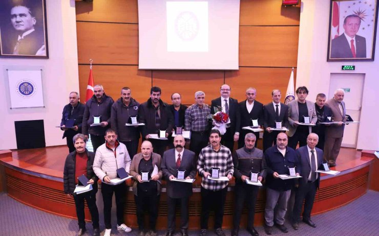 Atatürk Üniversitesinden emekli personellerine vefa