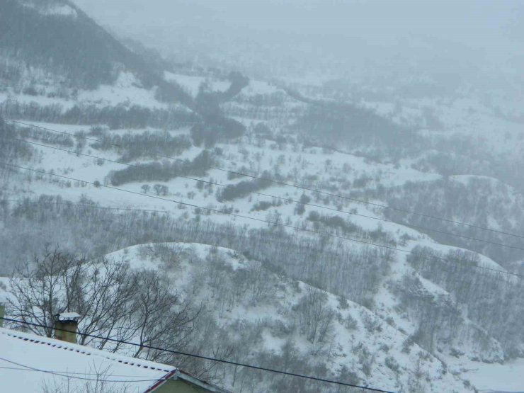 Posof’ta eğitime kar engeli