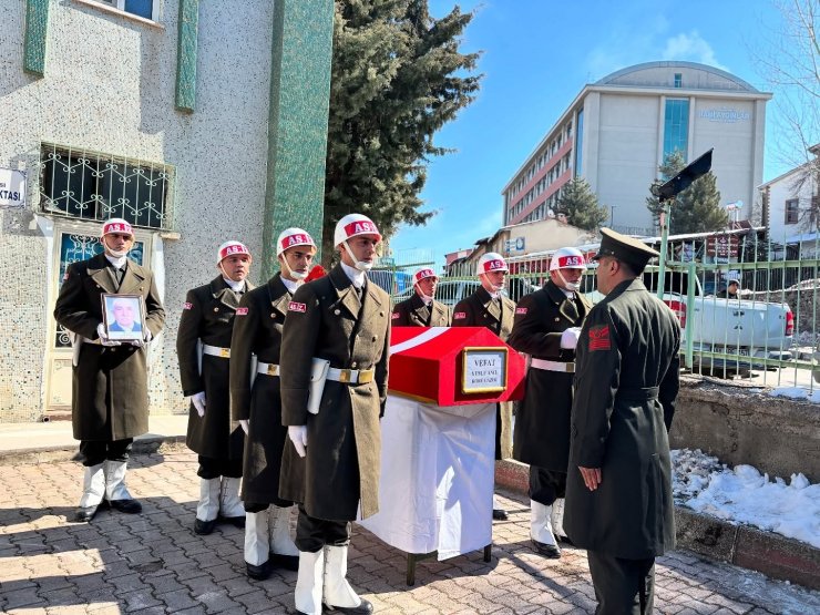 Kore Gazisi Yusuf Anıl, askeri törenle son yolculuğuna uğurlandı