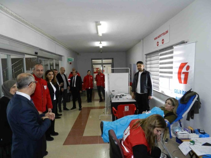 Vergi Haftasında Defterdarlık’tan kan bağışı kampanyası