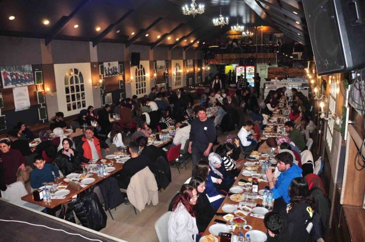 Kars’ta 10 bin aileye ramazan desteği