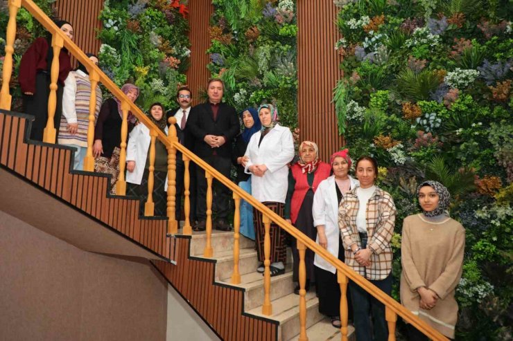 Vali Aydoğdu Refahiye’de çeşitli temaslarda bulundu