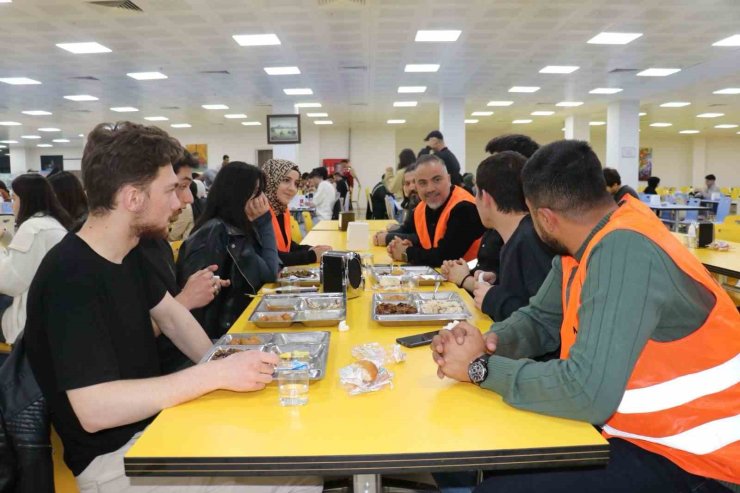 MAGİNDER, üniversite öğrencileriyle iftarda buluştu