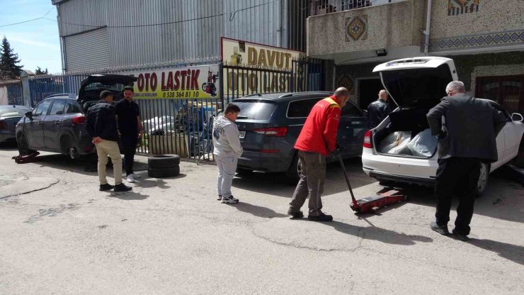 Van’daki oto lastikçilerde ‘bahar’ yoğunluğu