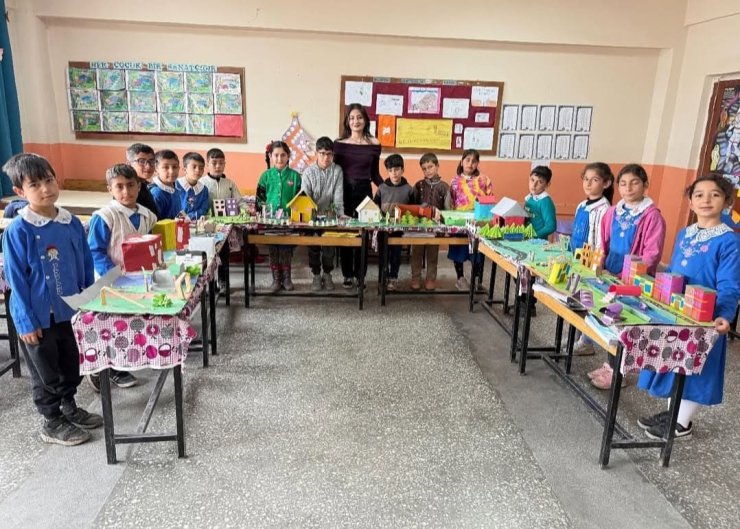 Diyadin’de öğrenciler yapay çevre tasarımı gerçekleştirdi