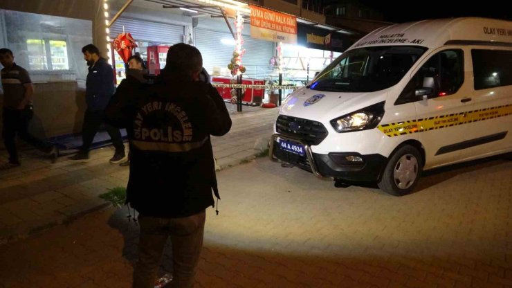 Gençlerin kavgası kanlı bitti: 1 yaralı