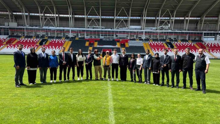 Karate aday hakemlik kursu tamamlandı