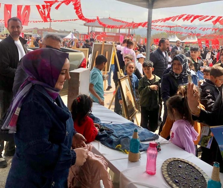 Çocuklar sıfır atık ve geri dönüşüm hakkında bilgi aldı