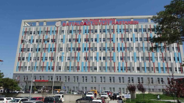 Malatya’daki hastaneler deprem anında izolatörlerle kesintisiz hizmet sunuyor