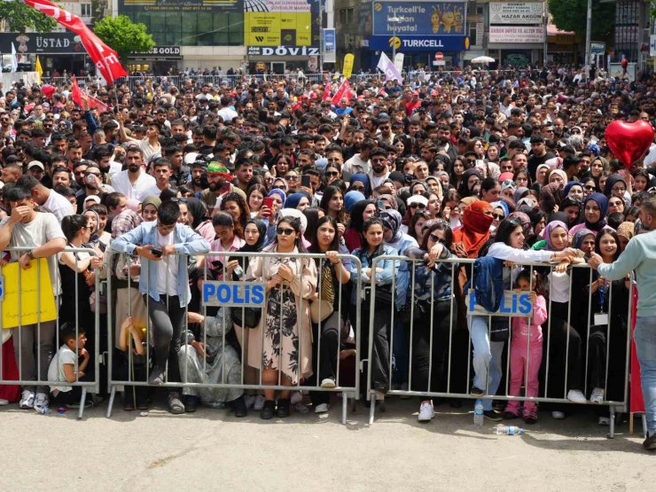 Iğdır’da 1 Mayıs Emek ve Dayanışma Günü coşkuyla kutlandı