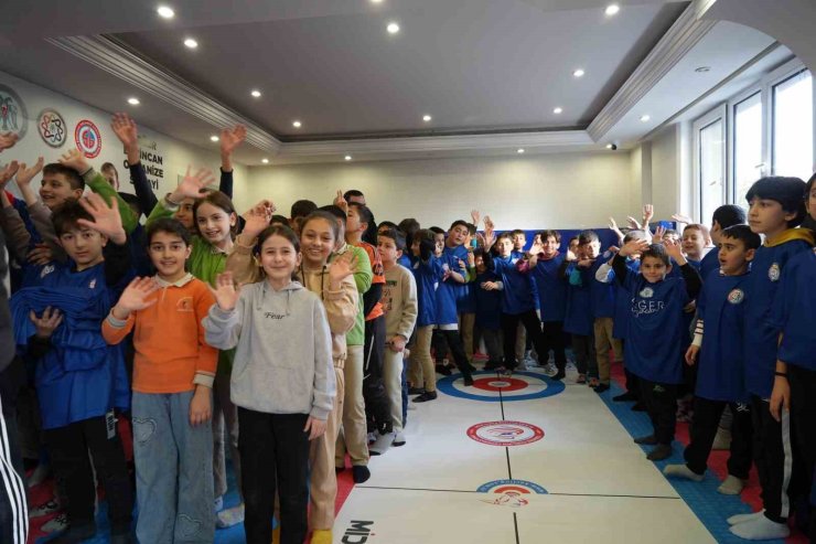 Değer Erzincan Projesi ile 1254 genç sporla buluştu