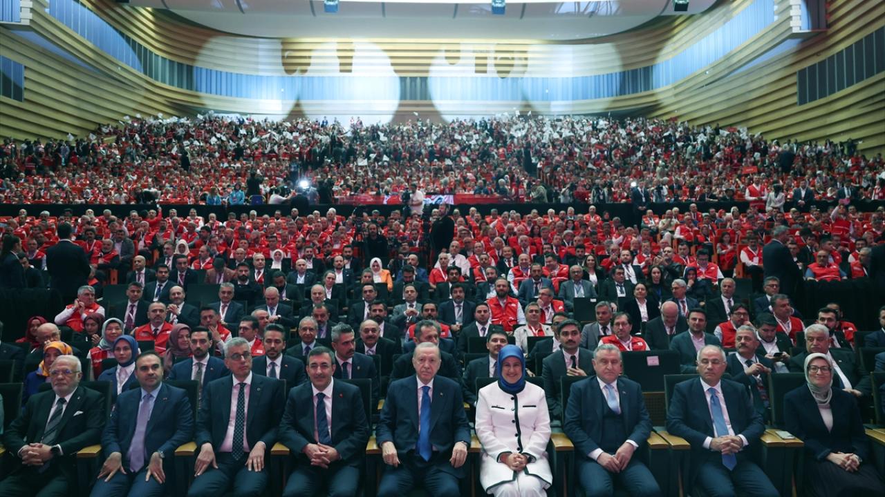kars-icin-gurur-verici-gelisme-kubra-huryurta-genel-kurulda-onemli-gorev-2.jpg