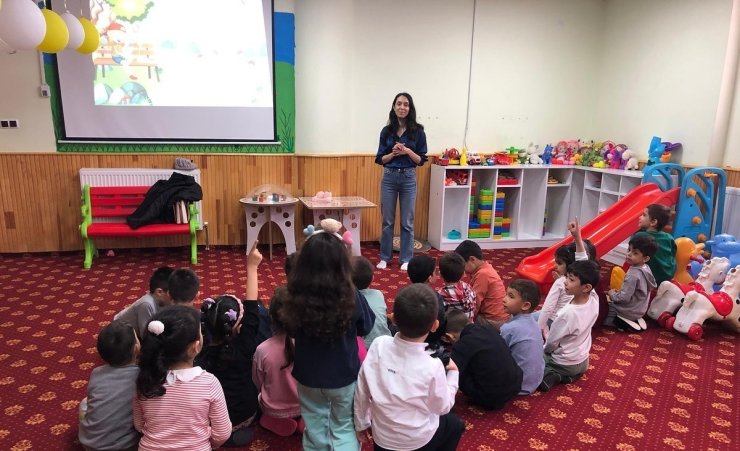 Kur’an kurslarında "Teknoloji Bağımlılığı" ve "Madde Bağımlılığı" eğitimi verildi