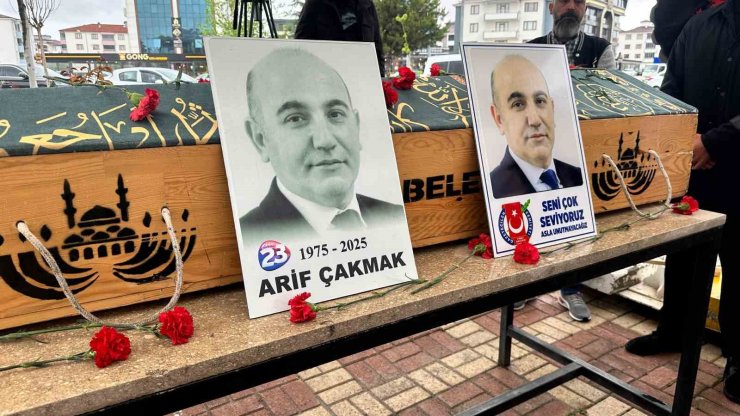 Gazeteci Arif Çakmak son yolculuğuna uğurlandı