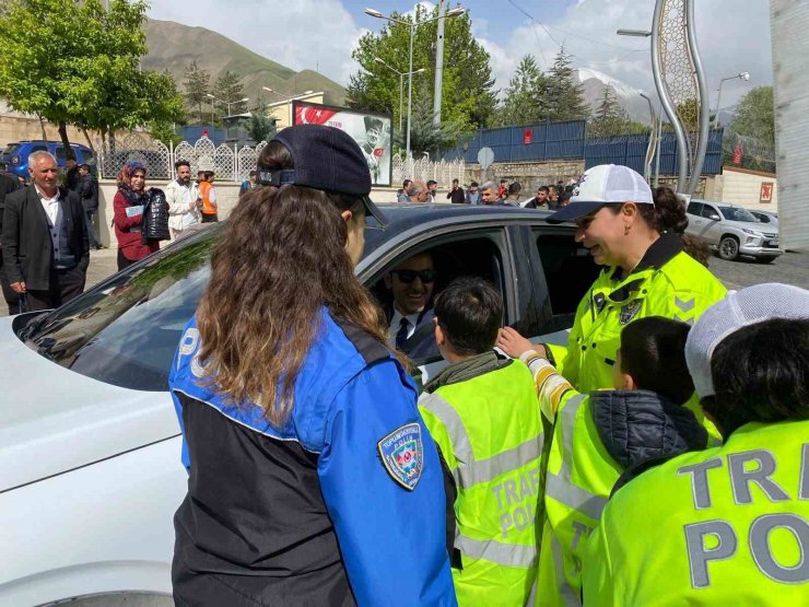 Hakkari’de özel öğrencilere trafik bilinci eğitimi