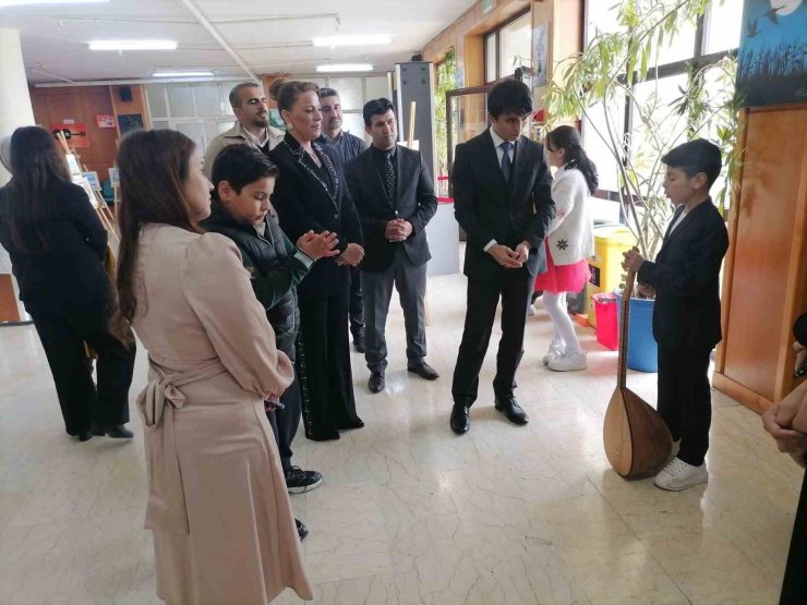 Hınıs’ta anlamlı etkinlik