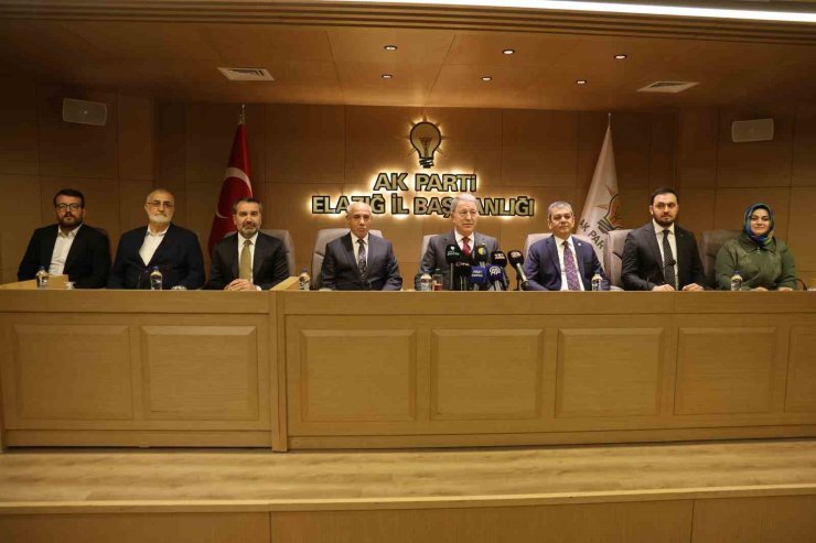 (2) TBMM Milli Savunma Komisyonu Başkanı Akar: ’’Bizim hedefimiz bu zamana kadar sadece ve sadece teröristler olmuştur’’