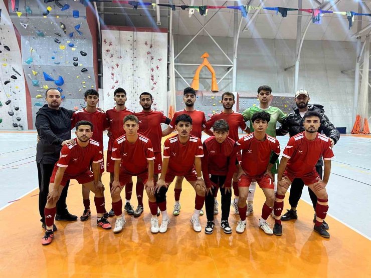 Battalgazi Belediyespor futsal takımı avrupa yolunda