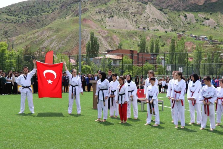 Oltu’da 19 Mayıs heyecanla kutlandı