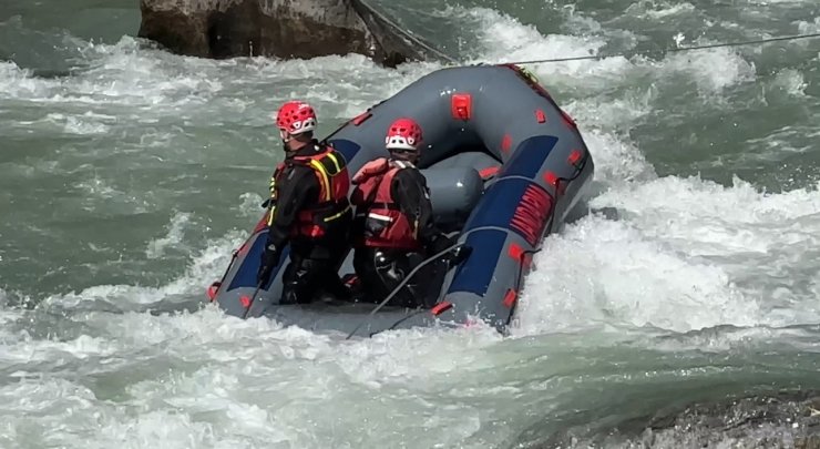 Derede kaybolan İbrahim’i arama çalışmaları Irak sınırına dayandı