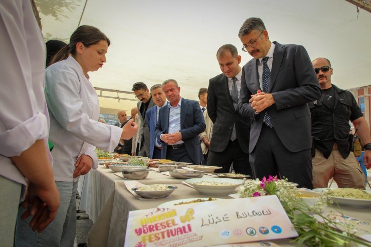 Hakkâri’de "Yöresel Ot Festivali" düzenlendi