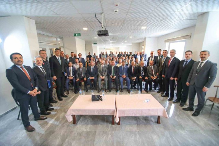 Çayırlı’da muhtarlar toplantısı düzenlendi