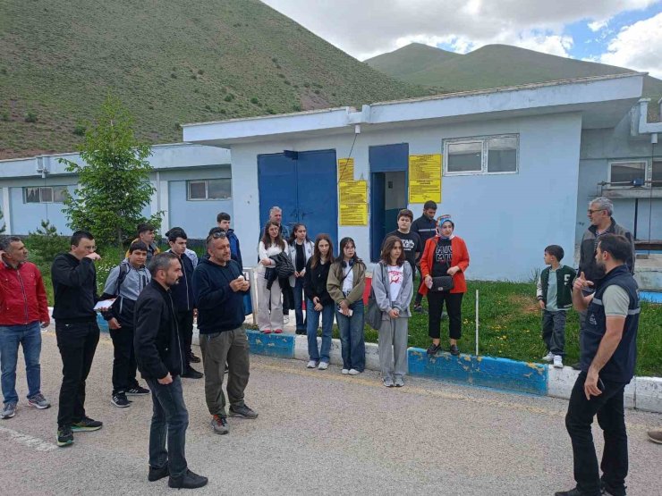 Suyun hikayesini yerinde gördüler