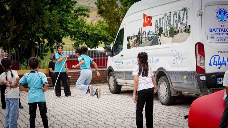 Battalgazi’de aile yılı şenlikleri coşkuyla sürüyor