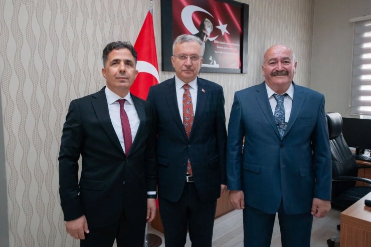 Eğitim Fakültesi Dekanlığına Prof. Dr. Kayalar atandı