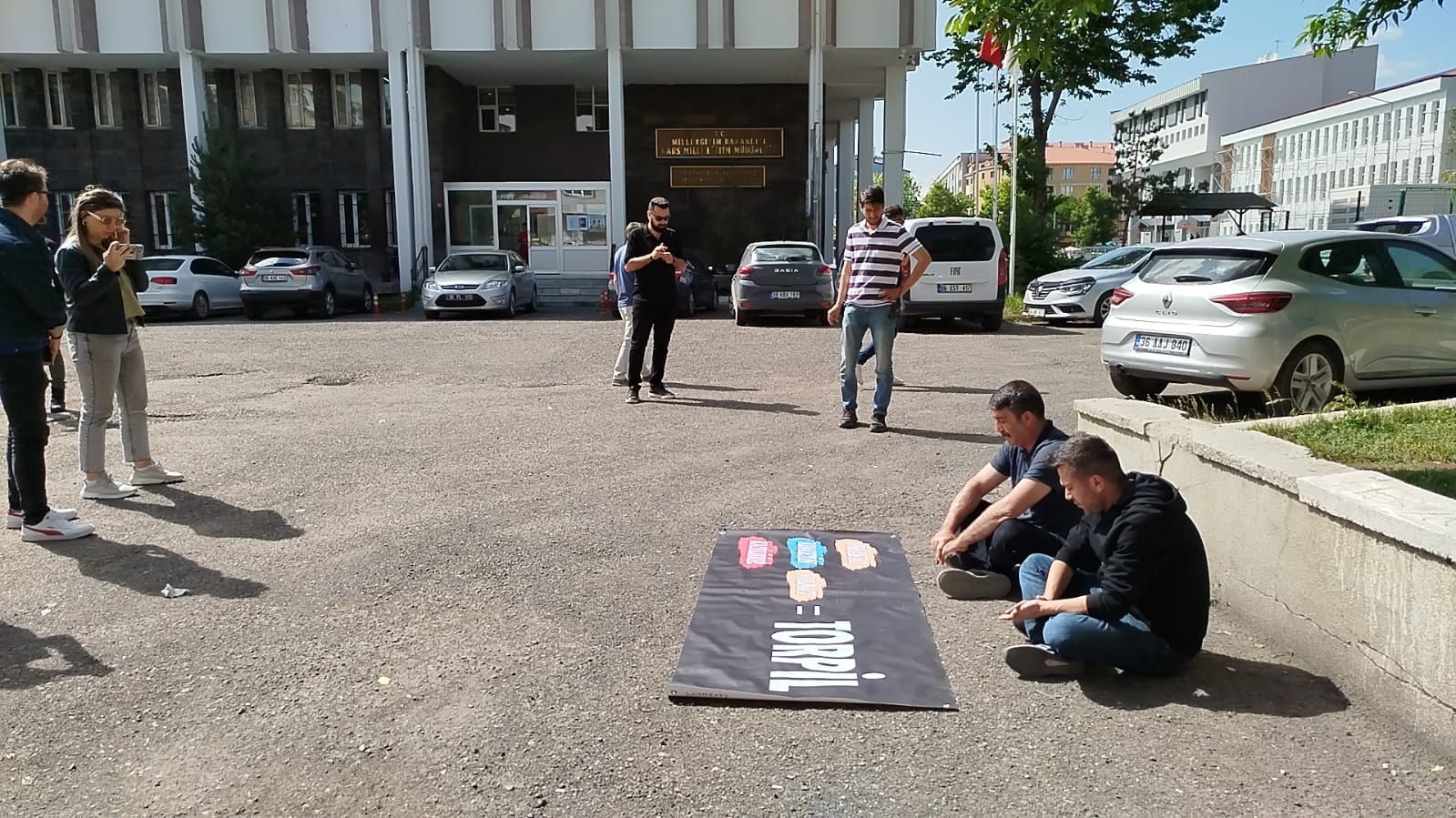 30febfb5-e3d9-42a6-9829-d5aafdf26495.jpg