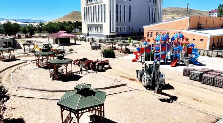 Başkan Taşkın’dan çocuklara özel park