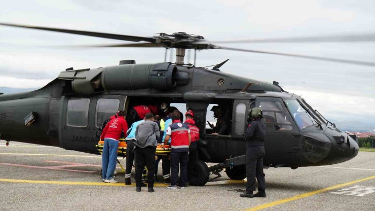 Düşen uçakta hayatını kaybeden pilotun cenazesi Erzurum’a getirildi