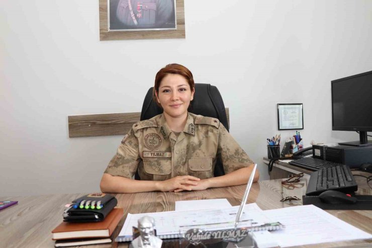 İlçede kadın jandarma komutanı sevinci