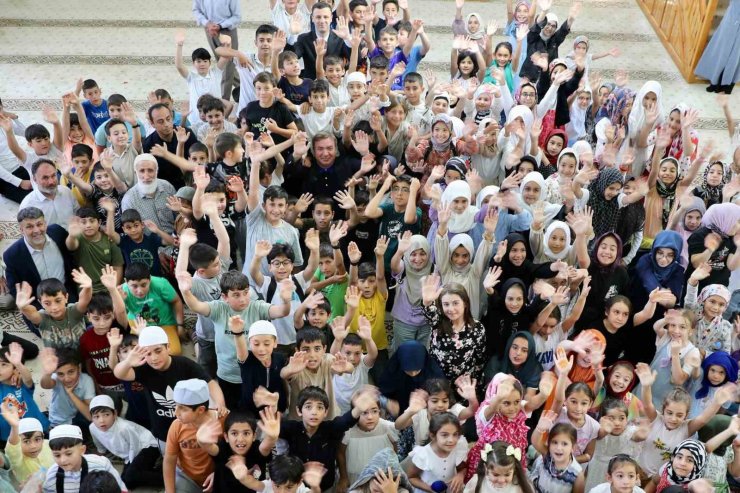 Erzincan’da camiler çocuklarla şenlendi