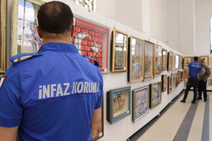 Van’da hükümlü ve tutuklulardan sergi