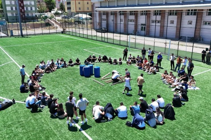 Şampiyon takımdan ziyaret