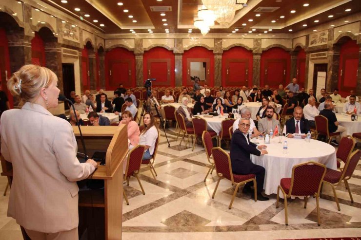 Yuvarlak masa toplantı serisinin Elazığ buluşması gerçekleşti