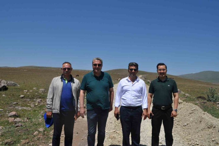 Akyaka Kaymakamı Demirtaş, yaylalarda vatandaşlarla buluştu