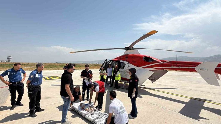 9 aylık bebek ambulans helikopterle Elazığ’a sevk edildi