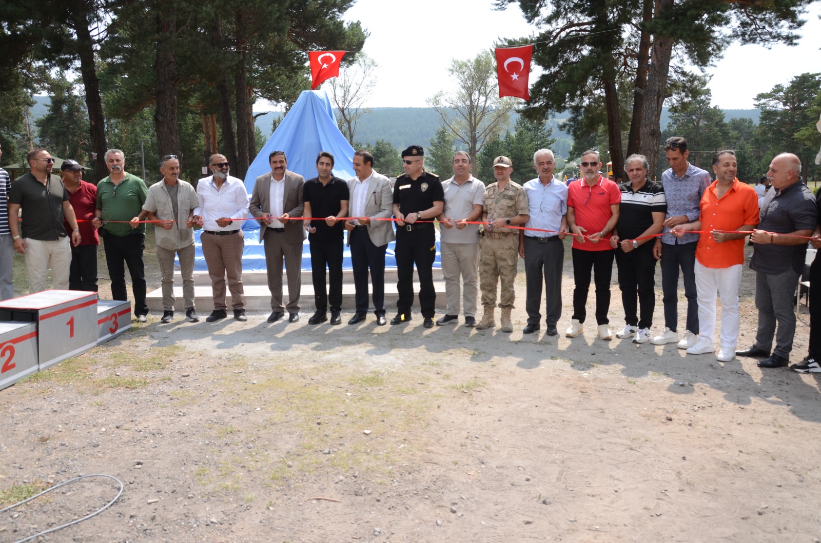 c5bab801-27fa-4d20-8ea3-9082759e2a42.jpg