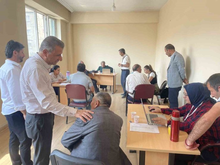 Yüksekova’da tarım sayımı sürüyor