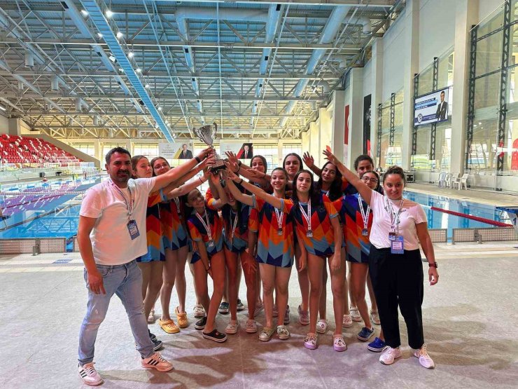 Elazığ GSB Su Topu takımından büyük başarı